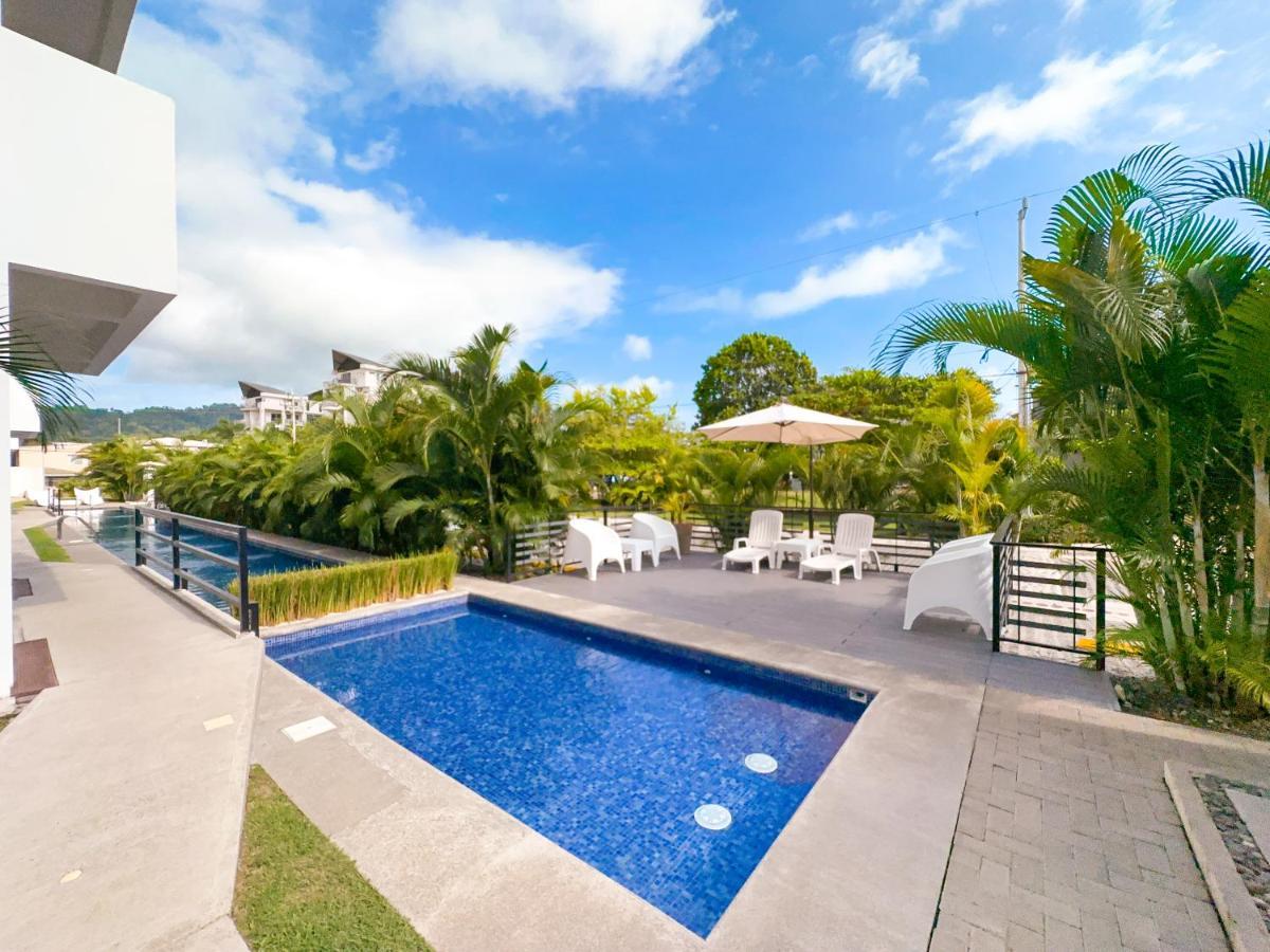 Pura Vida Apartment With Nice Pool Walking Distance To The Heart Of 哈科 外观 照片