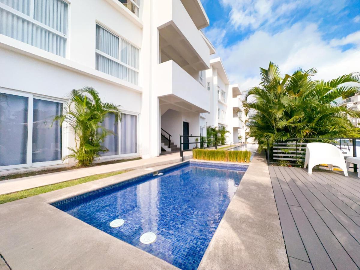 Pura Vida Apartment With Nice Pool Walking Distance To The Heart Of 哈科 外观 照片