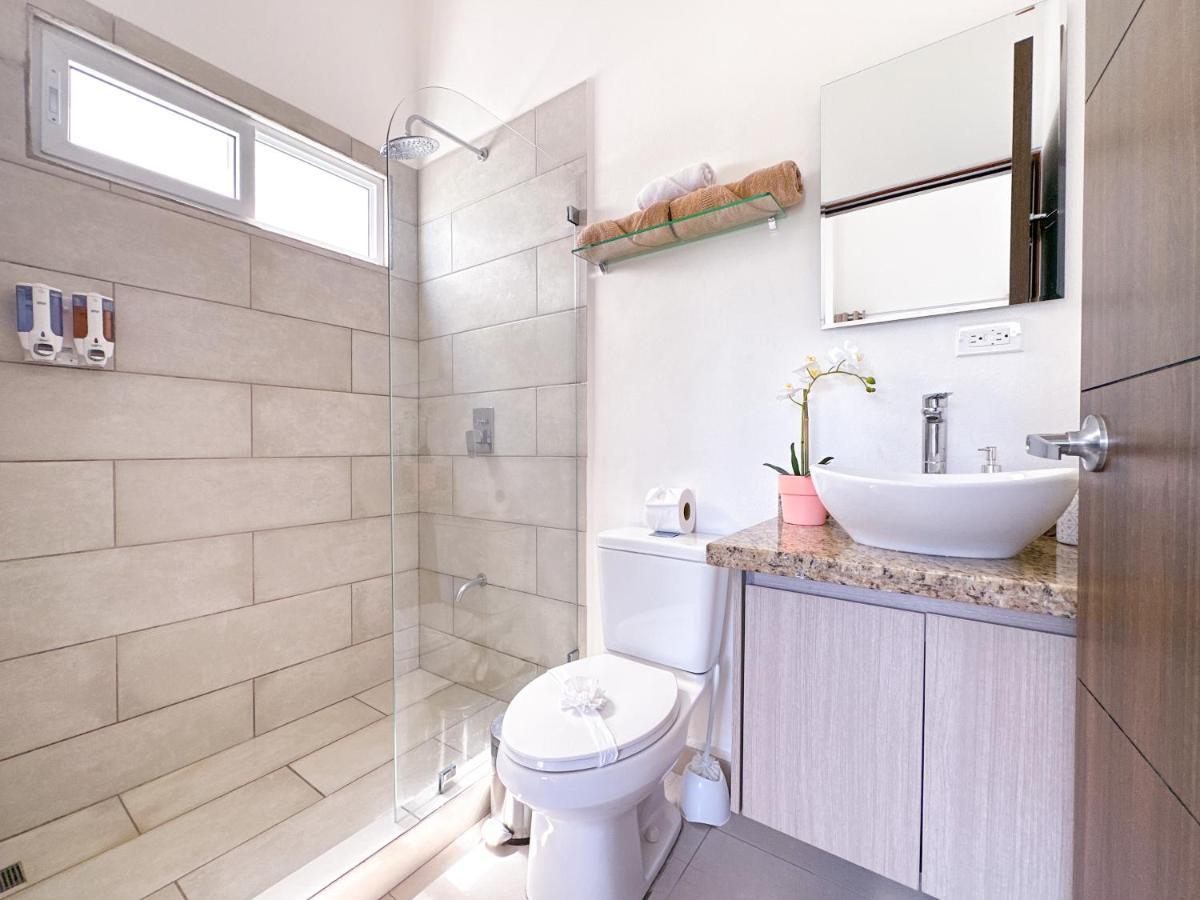 Pura Vida Apartment With Nice Pool Walking Distance To The Heart Of 哈科 外观 照片